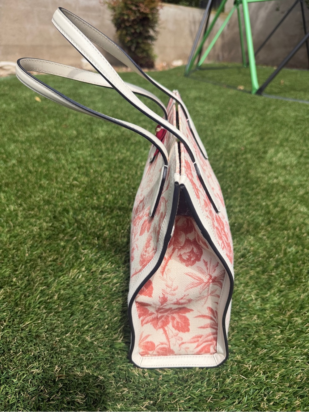 Gucci GG Ribbon Herbarium Floral Canvas Tote Japan-EXCLUSIVE collection - Picture 3 of 6